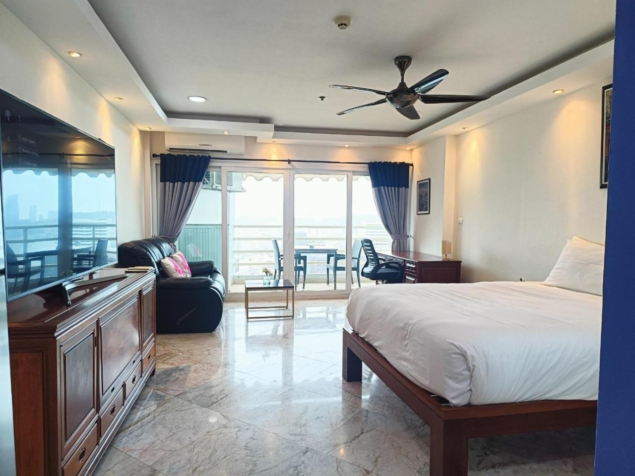 View Talay 6 By Honey Appartement *