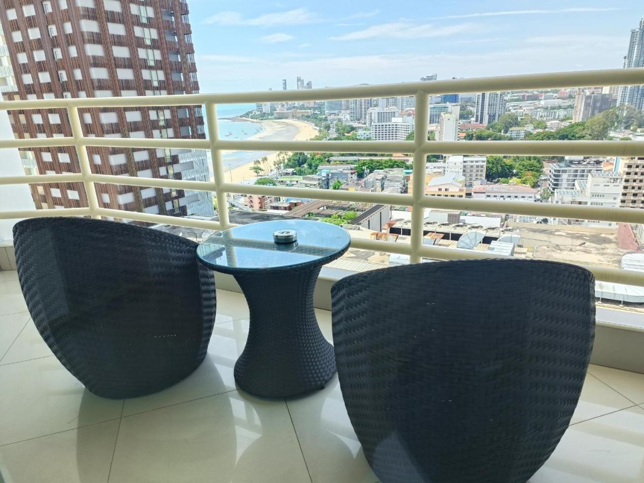 View Talay 6 By Honey Appartement